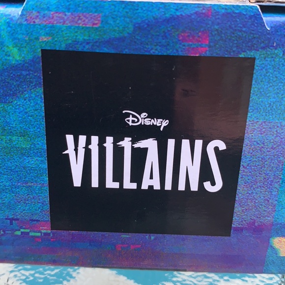 New Disney Glassware Set - Picture 9 of 11